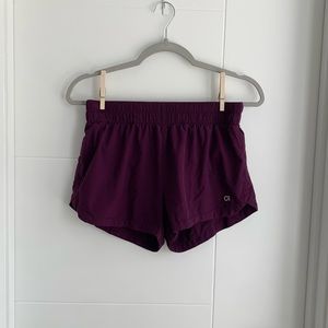 GAP Athletic Shorts (Size Small)